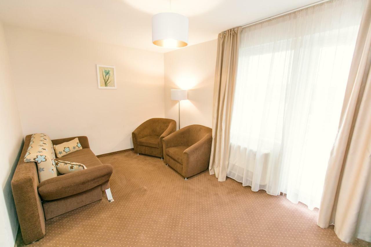 Hotel International Băile Felix Екстериор снимка